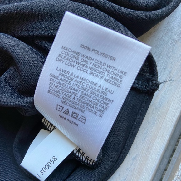 NWT! Express Asymmetrical Black Top - XS - Picture 4 of 7